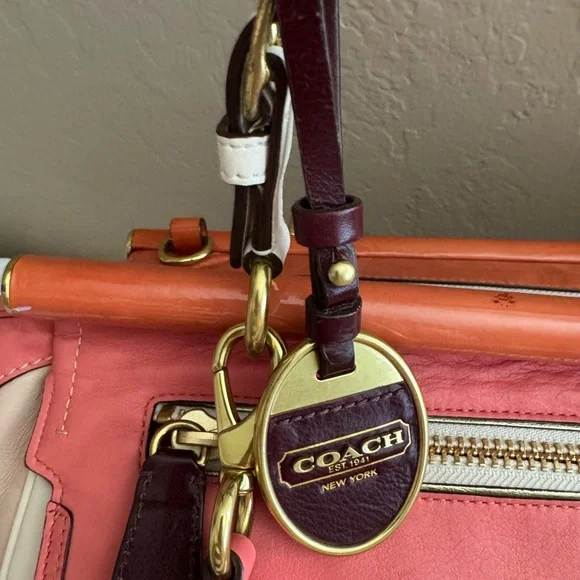 Coach Louisa Satchel 19276 - Picture 9 of 15